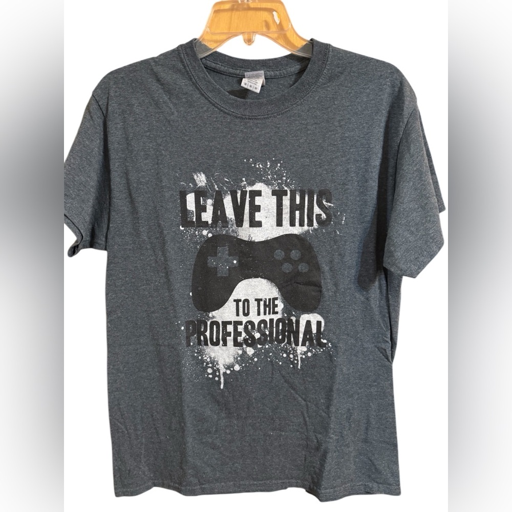 Short Sleeve T-shirts - Leave this to the Professional - size medium